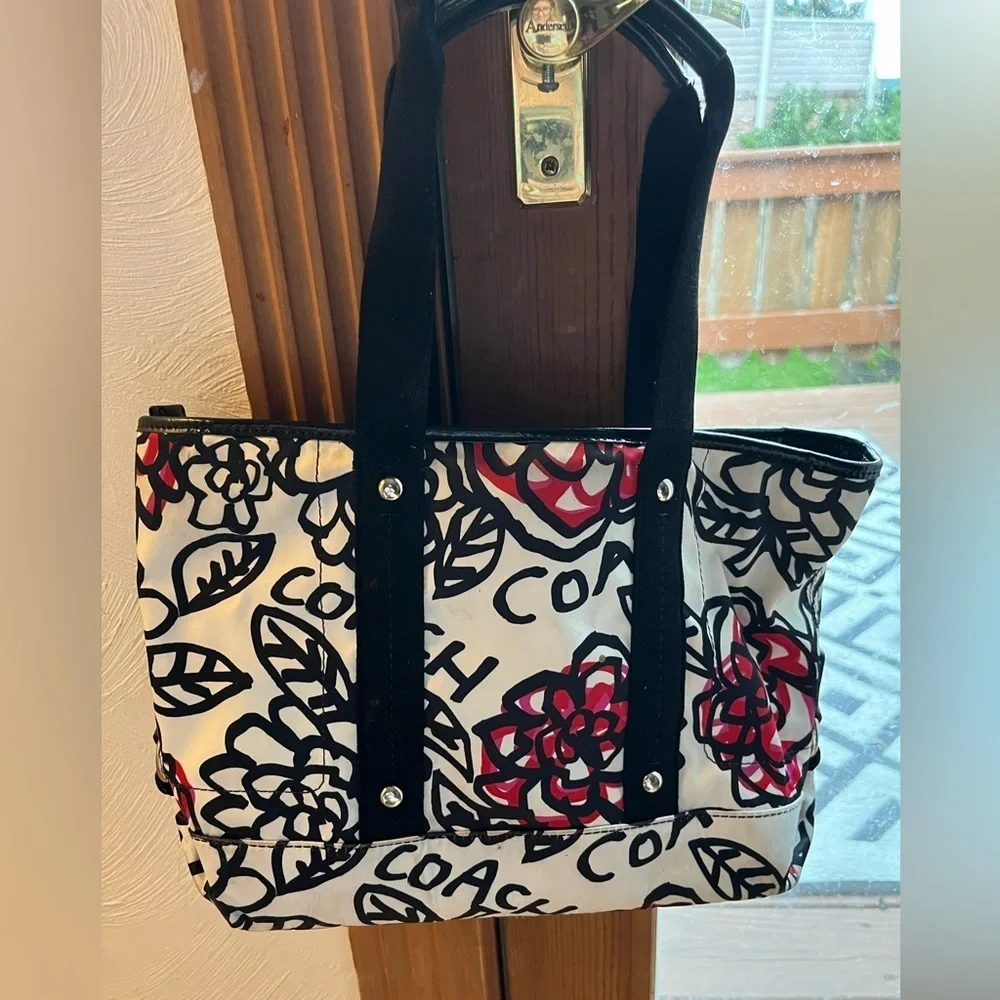 Coach Poppy Graffiti Shoulder Tote - Picture 10 of 13